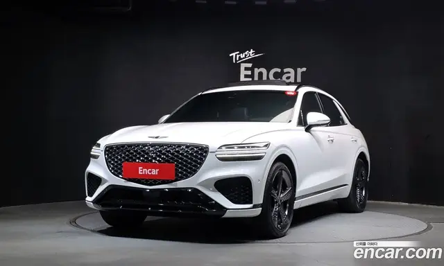 Genesis GV70, 2021, 77 305 км