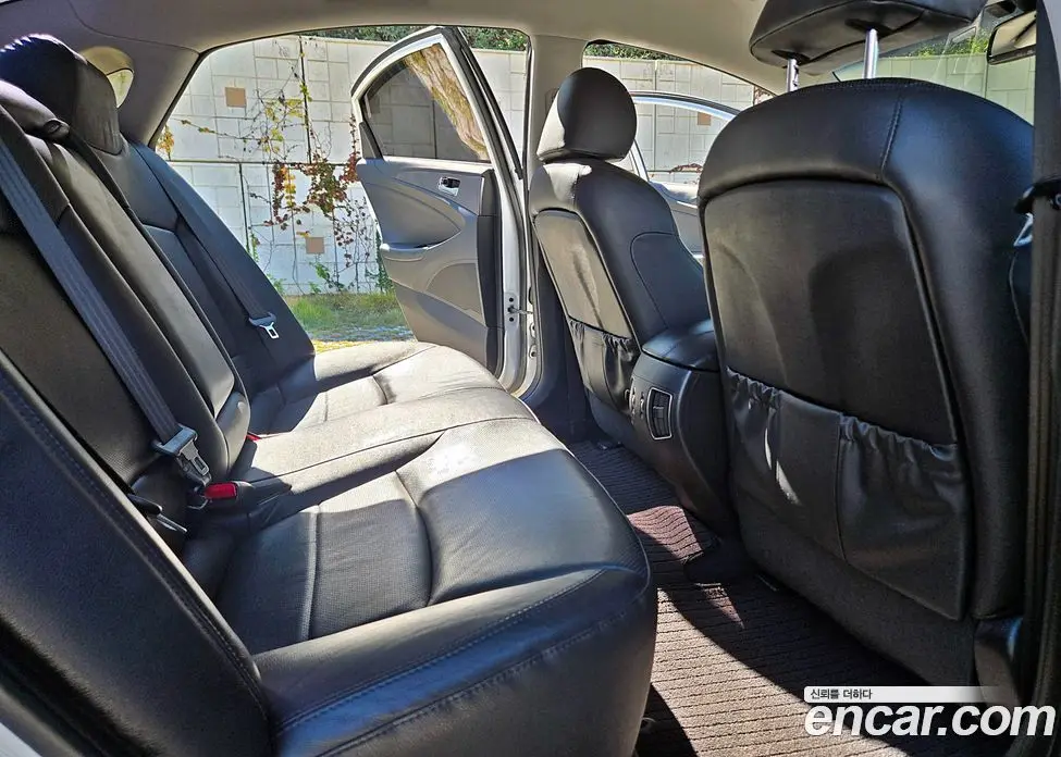 Hyundai Sonata 2013 2.0 АКПП, фото 13