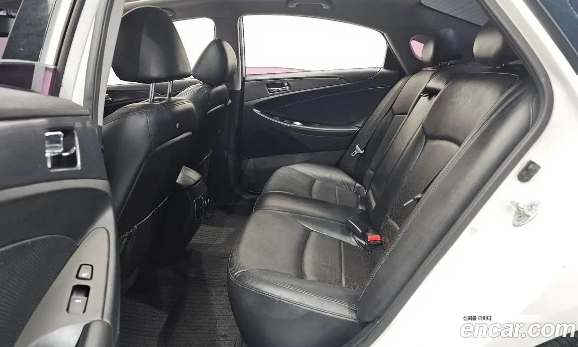 Hyundai Sonata 2014 2.0 АКПП, фото 11