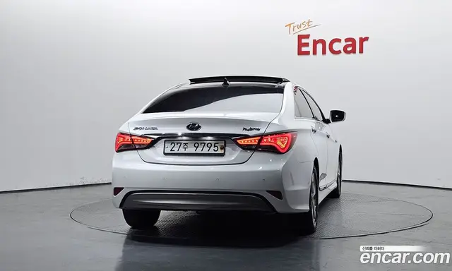 Hyundai Sonata 2014 2.0 АКПП, миниатюра 4