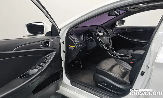 Hyundai Sonata 2014 2.0 АКПП, миниатюра 10