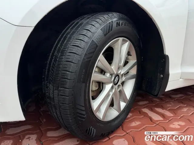 Hyundai Sonata 2015 2.0 АКПП, миниатюра 5