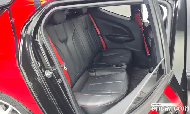 Hyundai Veloster 2018 1.6 АКПП, миниатюра 11 Hyundai Veloster 2018 1.6 АКПП, миниатюра 11