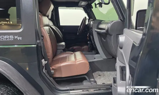 Jeep Wrangler 2010 2.8 АКПП, миниатюра 11