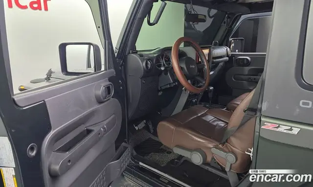 Jeep Wrangler 2010 2.8 АКПП, миниатюра 10
