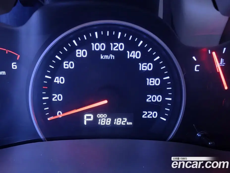 Kia Carnival 2012 2.2 АКПП, фото 14