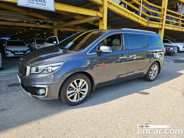 Kia Carnival, 2016, 256 567 км