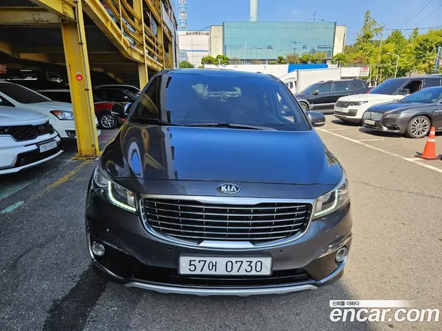 Kia Carnival 2016 2.2 АКПП, миниатюра 3
