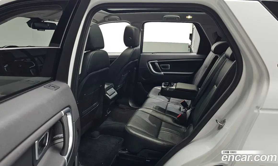 Land Rover Discovery Sport 2019 2.0 АКПП, фото 17 Land Rover Discovery Sport 2019 2.0 АКПП, фото 17