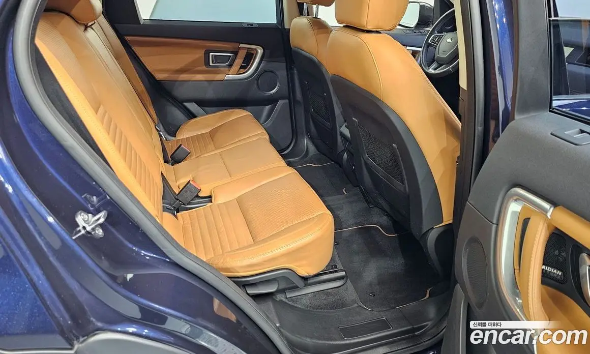 Land Rover Discovery Sport 2019 2.0 АКПП, фото 12