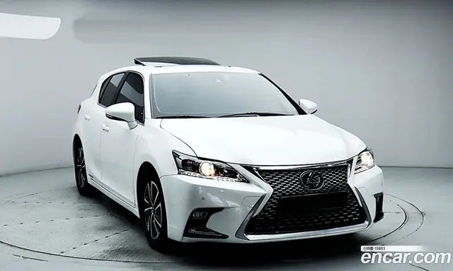 Lexus CT200h 2020 1.8 АКПП, миниатюра 3