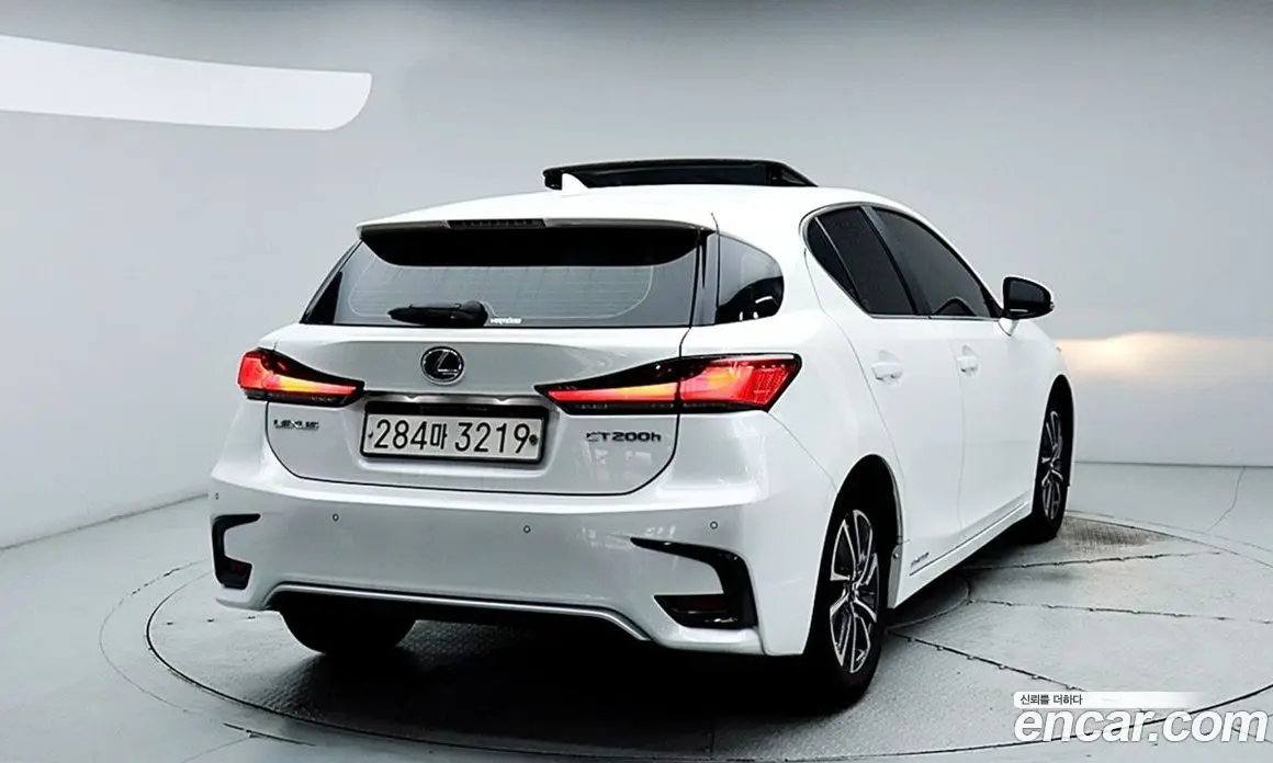 Lexus CT200h 2020 1.8 АКПП, фото 4