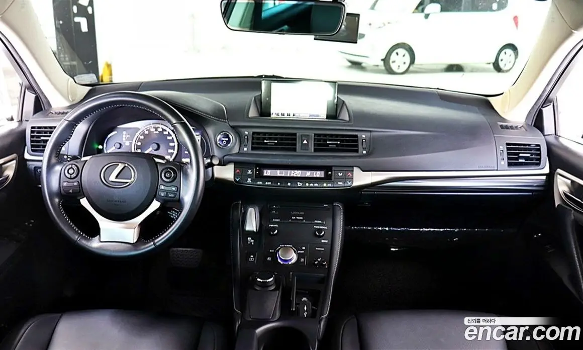 Lexus CT200h 2020 1.8 АКПП, фото 7