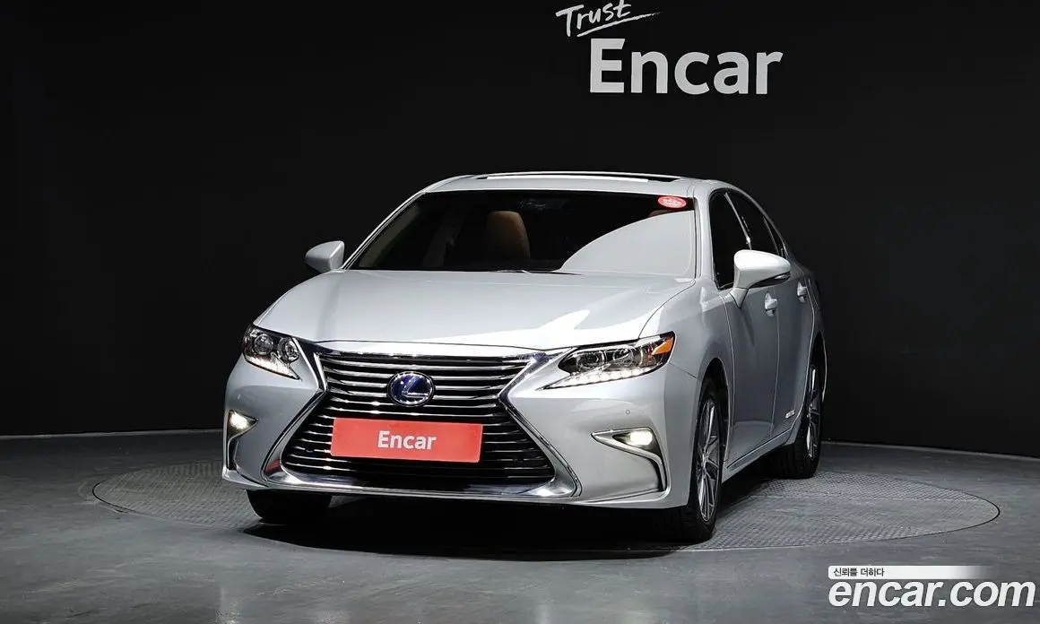 Lexus ES 2017 2.5 АКПП, фото 3