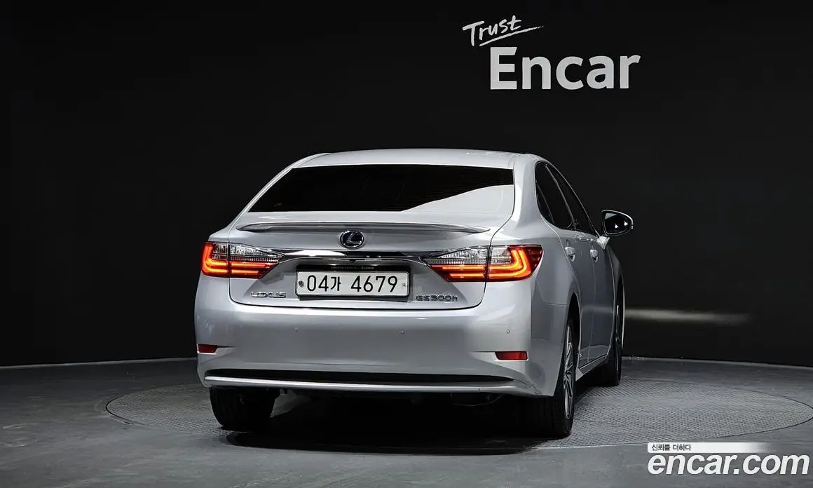 Lexus ES 2017 2.5 АКПП, фото 4