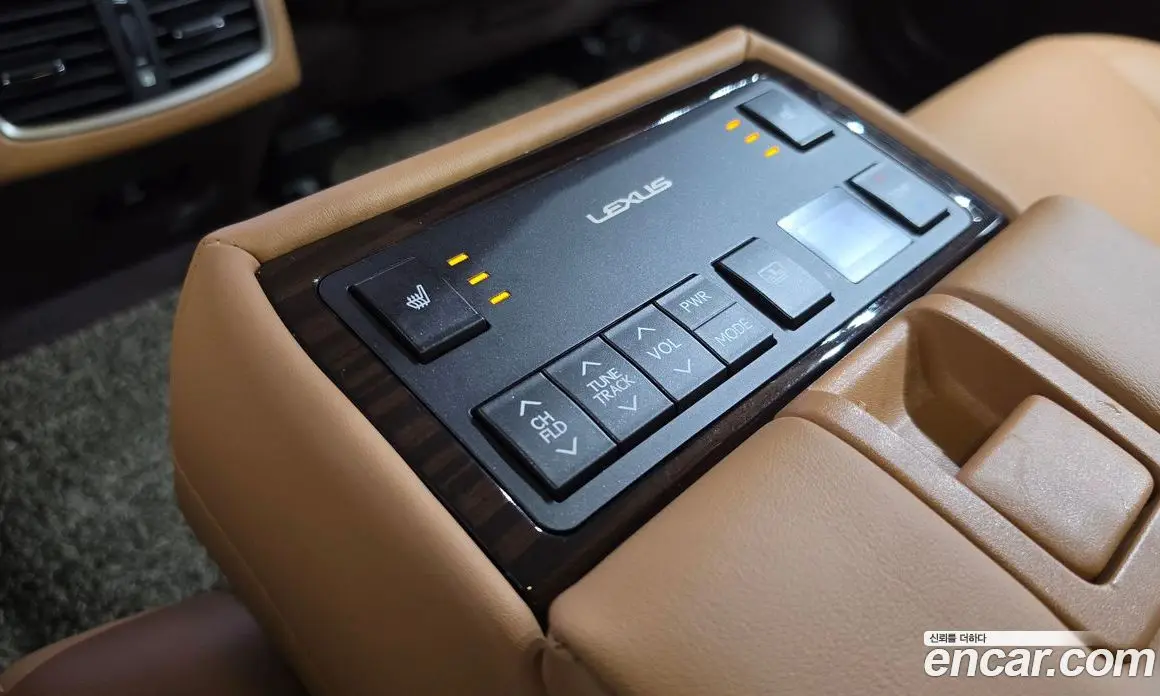 Lexus ES 2017 2.5 АКПП, фото 18 Lexus ES 2017 2.5 АКПП, фото 18