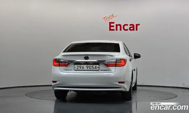 Lexus ES 2017 2.5 АКПП, миниатюра 4 Lexus ES 2017 2.5 АКПП, миниатюра 4