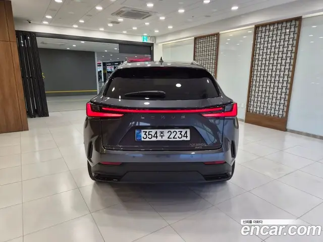 Lexus NX 2026 2.5 вариатор, миниатюра 4 Lexus NX 2026 2.5 вариатор, миниатюра 4