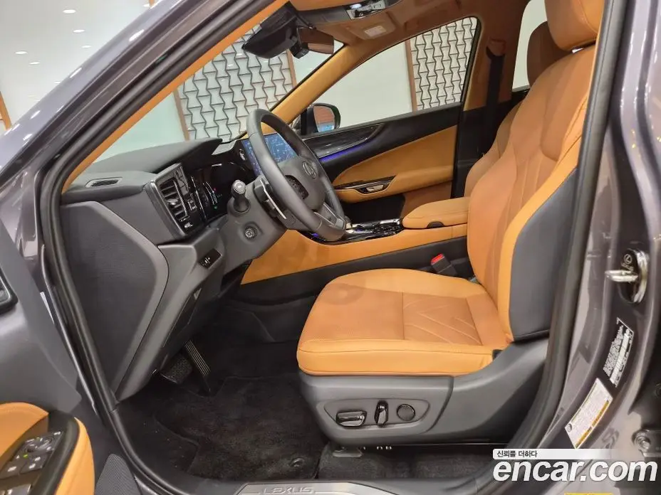 Lexus NX 2026 2.5 вариатор, фото 9 Lexus NX 2026 2.5 вариатор, фото 9