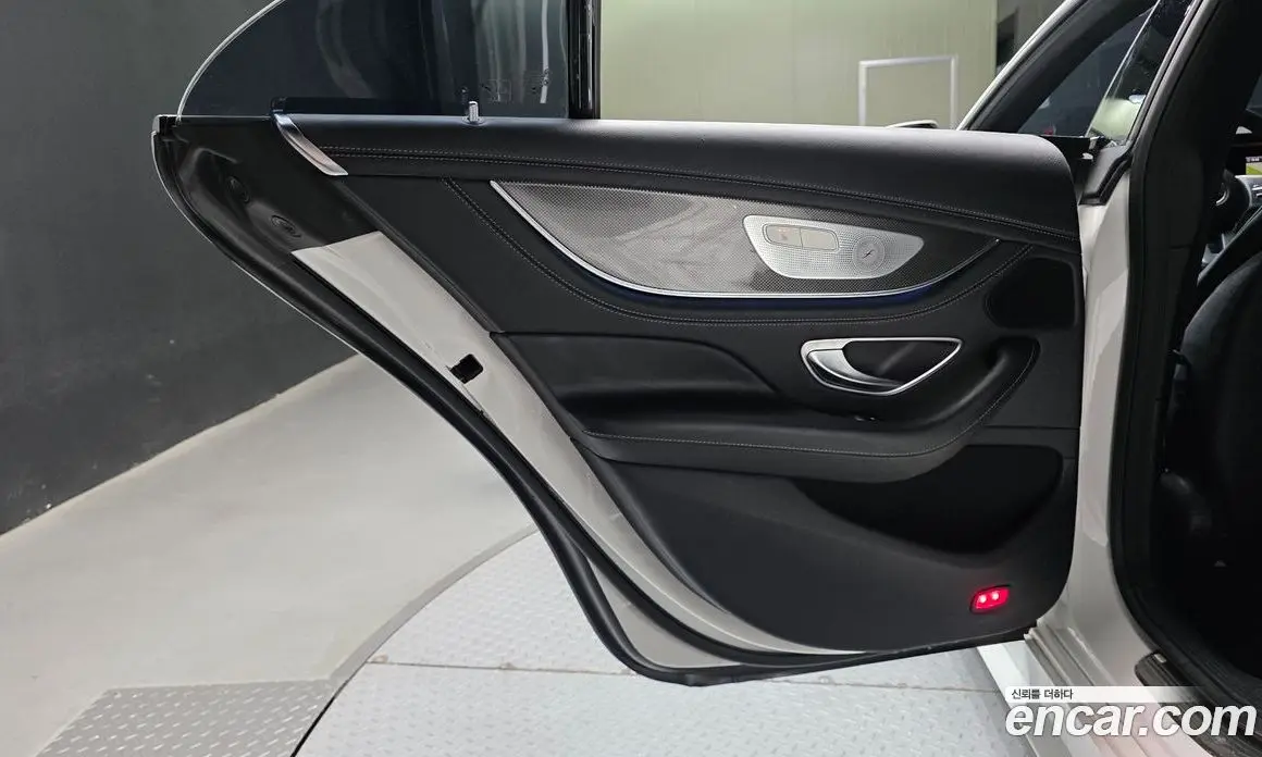 Mercedes-Benz CLS-Class 2020 1.9 АКПП, фото 15