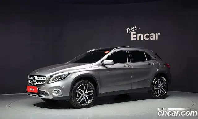 Mercedes-Benz GLA-Class, 2018, 72 273 км
