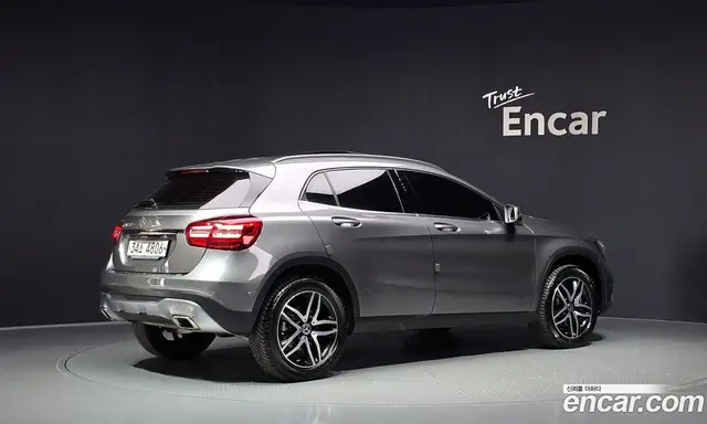 Mercedes-Benz GLA-Class 2018 2.0 АКПП, миниатюра 2