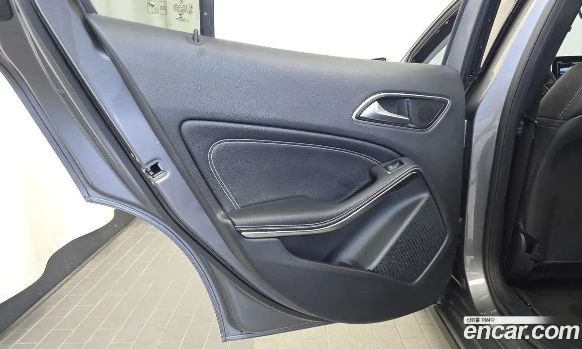 Mercedes-Benz GLA-Class 2018 2.0 АКПП, фото 15