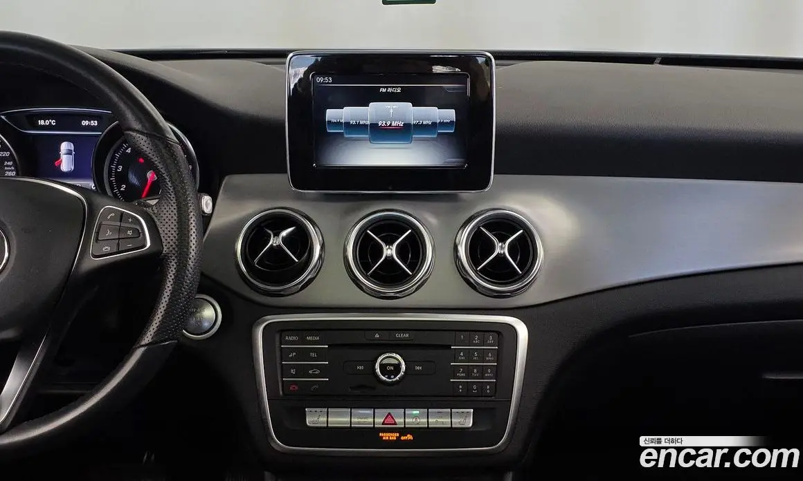 Mercedes-Benz GLA-Class 2018 2.0 АКПП, фото 20