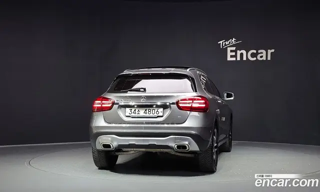 Mercedes-Benz GLA-Class 2018 2.0 АКПП, миниатюра 4