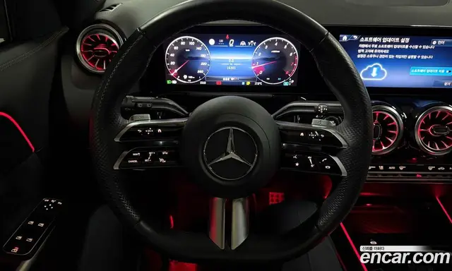 Mercedes-Benz GLA-Class 2024 2.0 АКПП, миниатюра 6