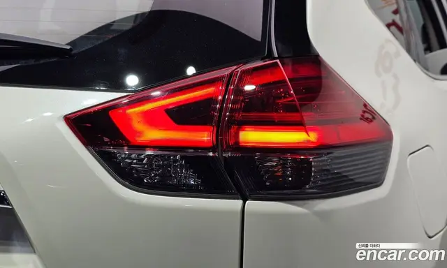 Nissan X-Trail 2018 2.5 АКПП, миниатюра 9
