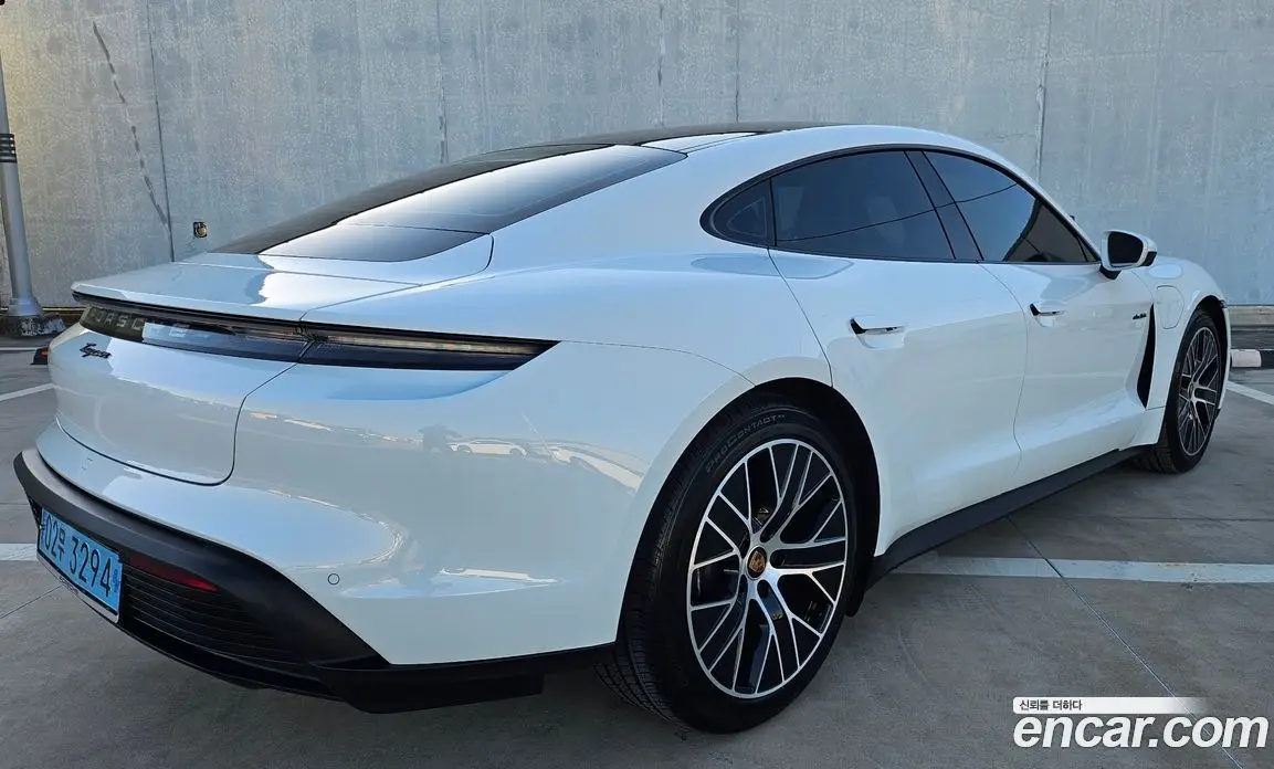 Porsche Taycan 2023 0.1 АКПП, фото 3