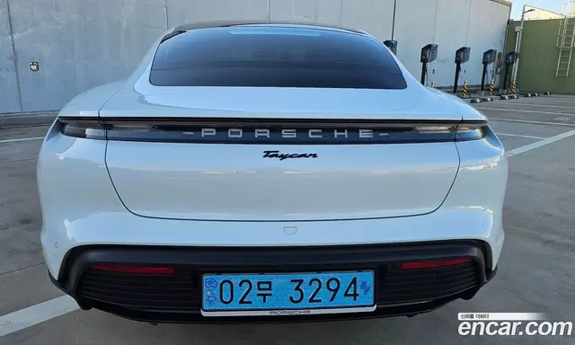Porsche Taycan 2023 0.1 АКПП, миниатюра 6
