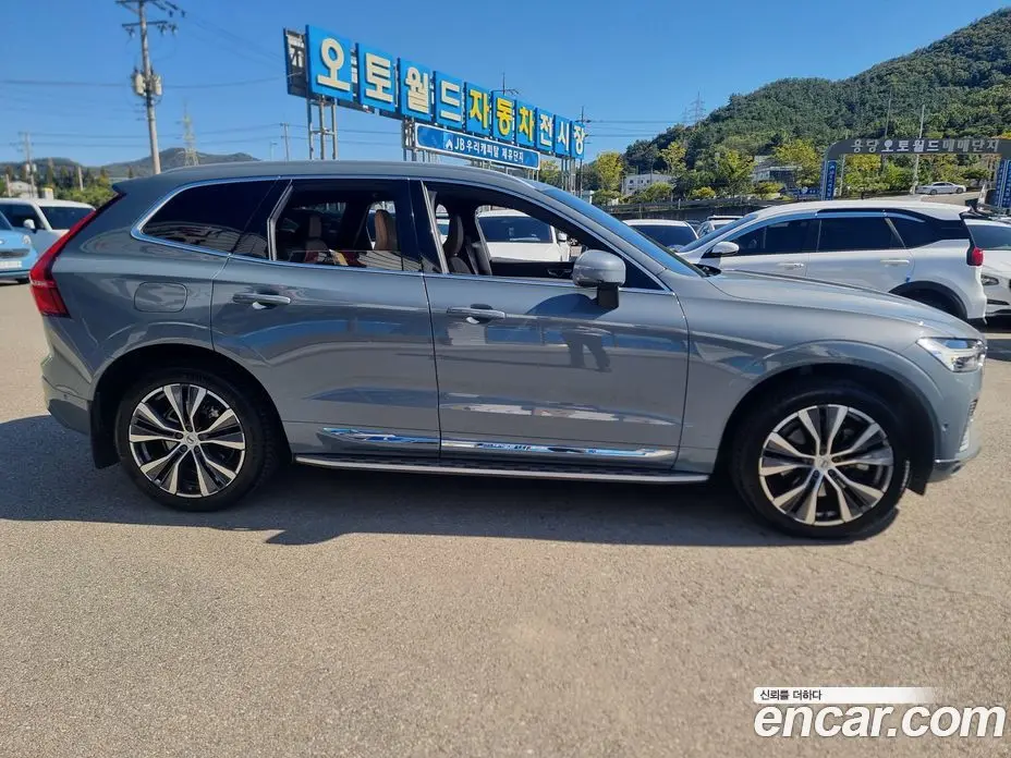 Volvo XC60 2022 2.0 АКПП, фото 4
