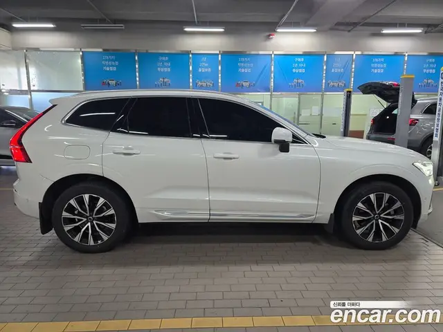 Volvo XC60 2024 2.0 АКПП, миниатюра 4