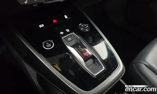 Audi Q4 e-tron 2022 0.2 АКПП, миниатюра 9