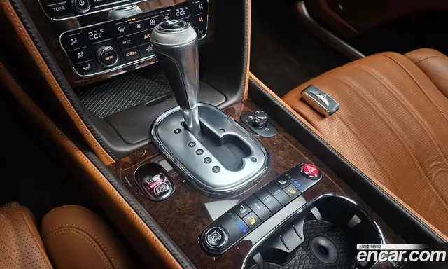Bentley Flying Spur 2014 4.0 АКПП, миниатюра 9 Bentley Flying Spur 2014 4.0 АКПП, миниатюра 9