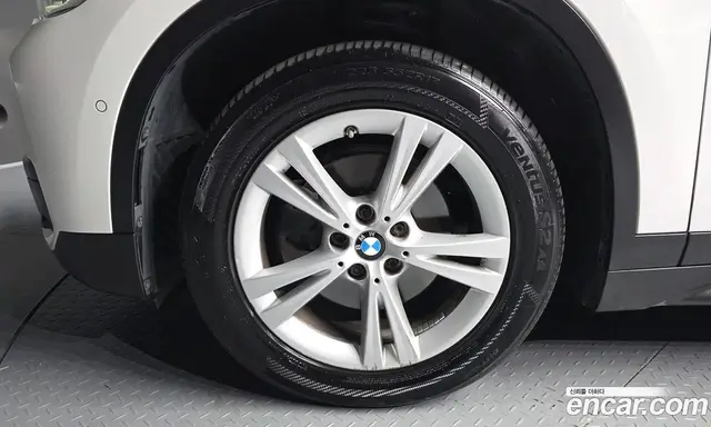BMW X1 2016 2.0 АКПП, миниатюра 4 BMW X1 2016 2.0 АКПП, миниатюра 4
