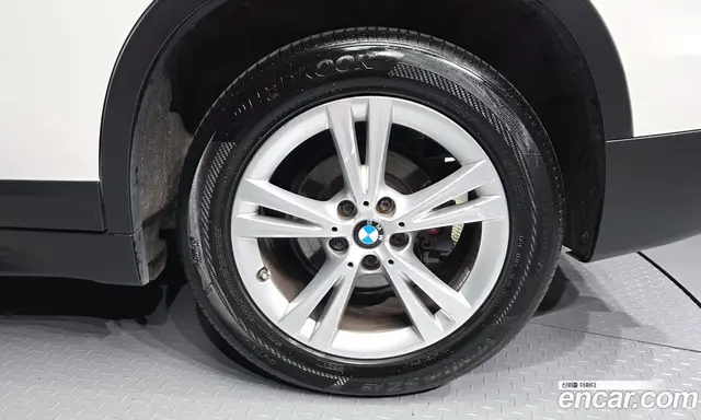 BMW X1 2016 2.0 АКПП, миниатюра 6 BMW X1 2016 2.0 АКПП, миниатюра 6
