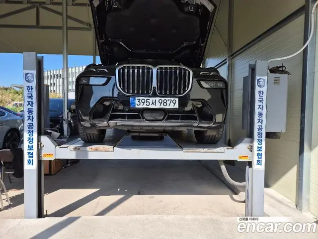 BMW X7, 2024, 113 215 км