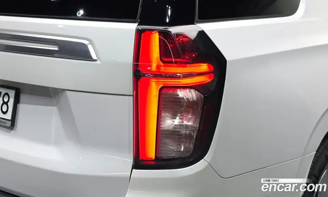 Chevrolet Tahoe 2023 6.2 АКПП, миниатюра 9
