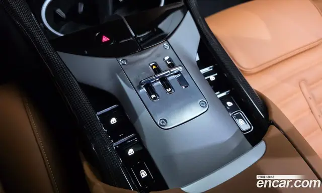 Ferrari Purosangue 2025 6.5 АКПП, миниатюра 9 Ferrari Purosangue 2025 6.5 АКПП, миниатюра 9