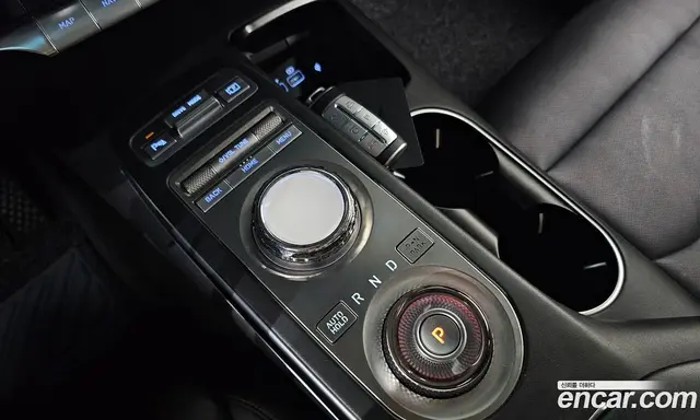 Genesis GV70 2021 2.2 АКПП, миниатюра 9