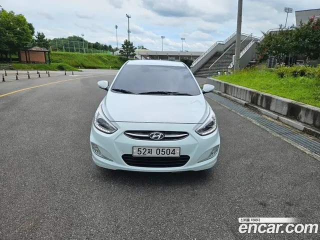 Hyundai Accent 2016 1.6 АКПП, миниатюра 5
