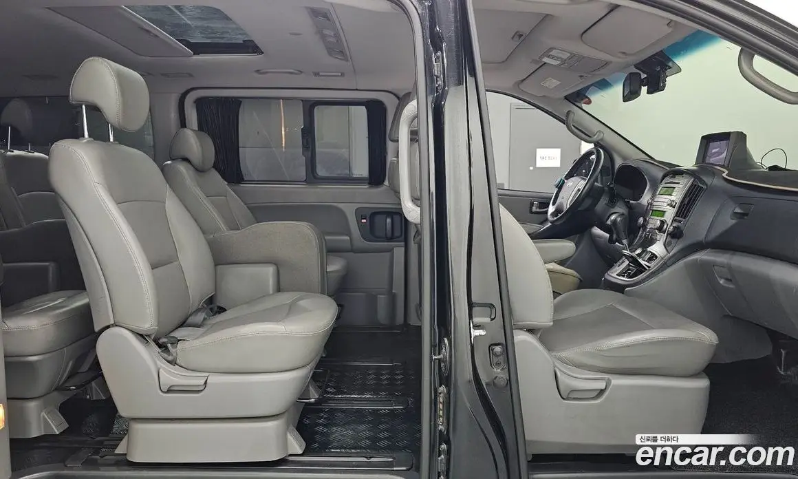 Hyundai Starex 2015 2.5 АКПП, фото 12