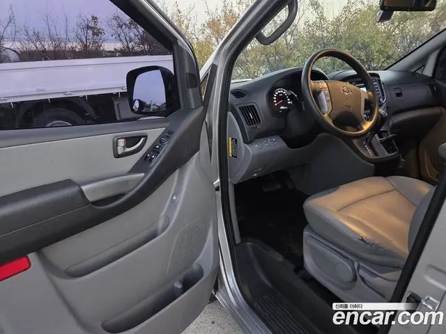 Hyundai Starex 2017 2.4 АКПП, миниатюра 6