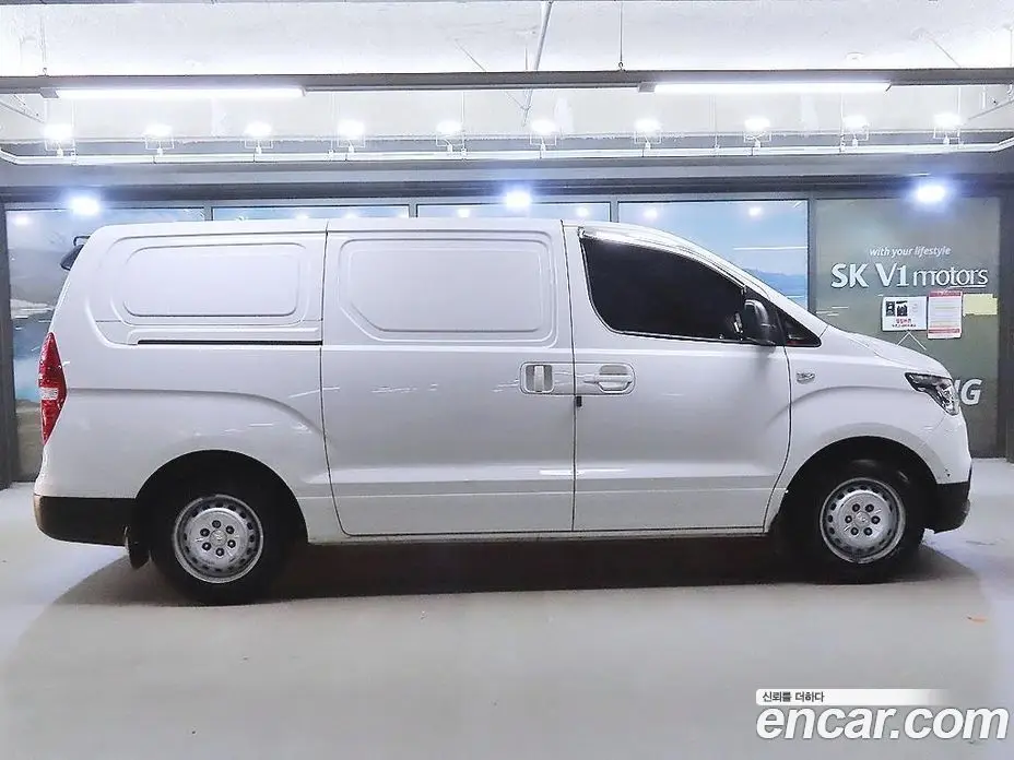 Hyundai Starex 2019 2.5 АКПП, фото 3