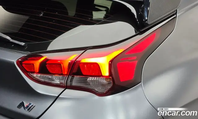 Hyundai Veloster 2019 2.0 МКПП, миниатюра 9