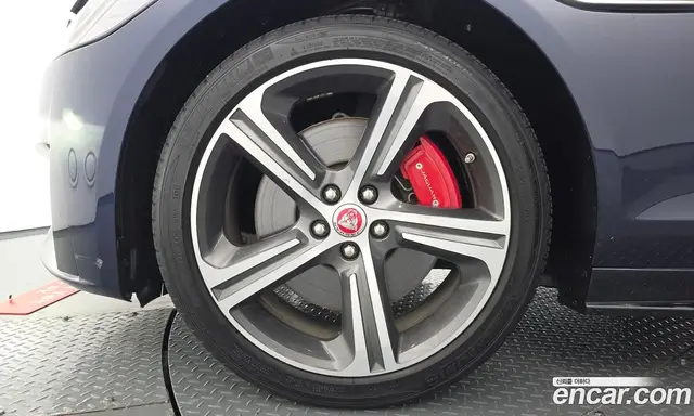 Jaguar XF 2017 3.0 АКПП, миниатюра 5 Jaguar XF 2017 3.0 АКПП, миниатюра 5