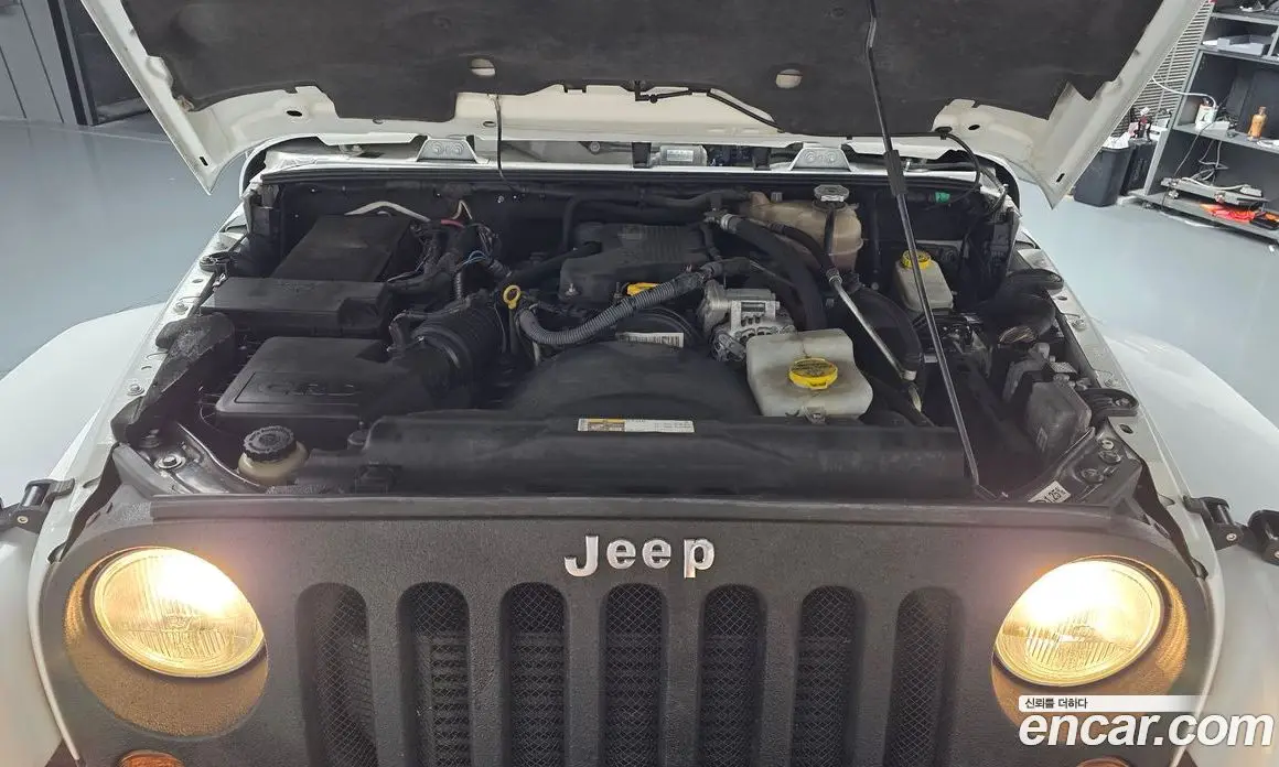 Jeep Wrangler 2012 2.8 АКПП, фото 6